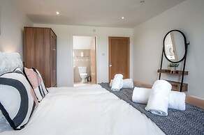 Knights Rest - 4 Bedroom - Princes Gate