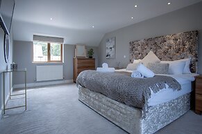 Knights Rest - 4 Bedroom - Princes Gate