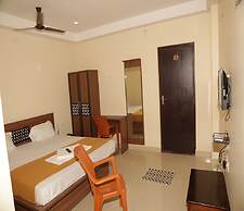 Hotel Santhosh Inn