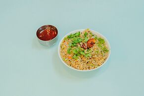 Itsy Hotels Vijaya Comforts, with BAR & restaurant