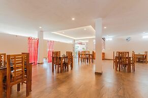 Itsy Hotels Vijaya Comforts, with BAR & restaurant