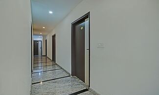 Itsy Hotels Vijaya Comforts, with BAR & restaurant