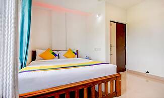 Itsy Hotels Vijaya Comforts, with BAR & restaurant