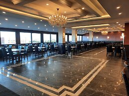 BM HOTEL CITY