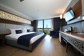 BM HOTEL CITY
