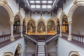 The Kathleen Suite Stone Cross Mansion