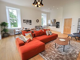 The Kathleen Suite Stone Cross Mansion