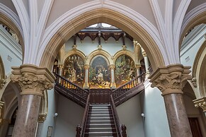 The Kathleen Suite Stone Cross Mansion