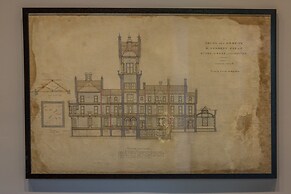 The Kathleen Suite Stone Cross Mansion
