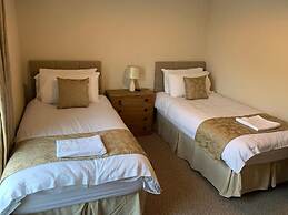 Sharn Bek Hotel
