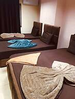 Blue Eyes Hotel