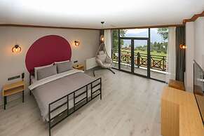 Ispendam Tess Otel