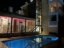 Elena Boutique Residence