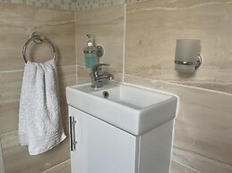 Calm Sea Guesthouse