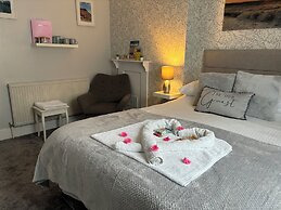 Calm Sea Guesthouse
