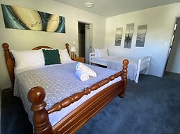Motuoapa Bay Chalets
