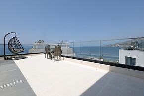 Harbour Hotel