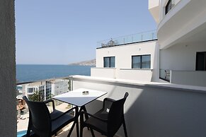 Harbour Hotel