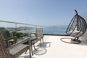 Harbour Hotel