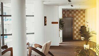 Harbour Hotel