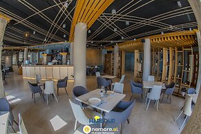 Harbour Hotel