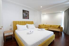 Harbour Hotel