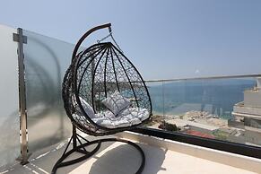Harbour Hotel