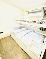 Inviting 2-bed Chalet in Caernarfon