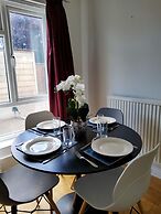 Charming 2-bed Apartment Located in Elham Norwich