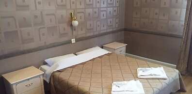 Hotel444