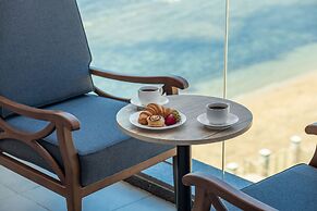 Waves Hotel