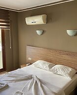 Astoria Life Hotel