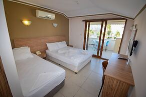Astoria Life Hotel