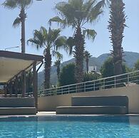 Astoria Life Hotel