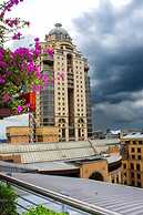 Luxury apartment in Raphael penthouse suite