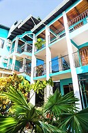 The Blue Suites & Spa