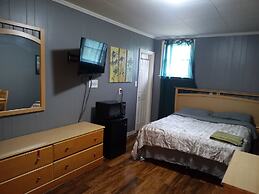 Park Side Motel