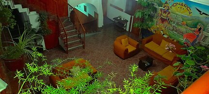 HOSTAL MONARCA