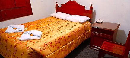 HOSTAL MONARCA