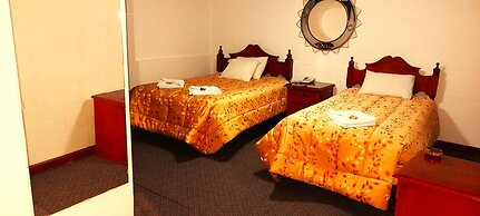 HOSTAL MONARCA