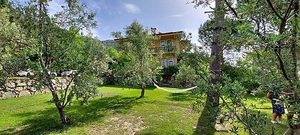 Malikane Luxury Resort