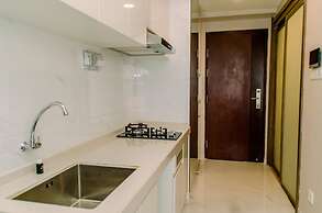 Nice And Comfy Studio At Sky House Bsd Apartment