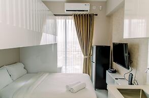 Nice And Comfy Studio At Sky House Bsd Apartment