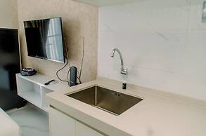 Nice And Comfy Studio At Sky House Bsd Apartment