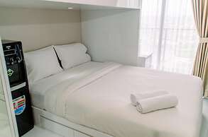 Nice And Comfy Studio At Sky House Bsd Apartment