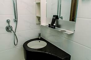Nice And Comfy Studio At Sky House Bsd Apartment