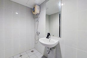 Fancy And Nice Studio Room At Casa De Parco Apartment