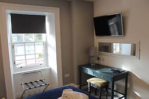 Conon Hotel