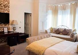 Avonbridge Hotel