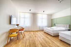 LUMA TERRA PRAGUE